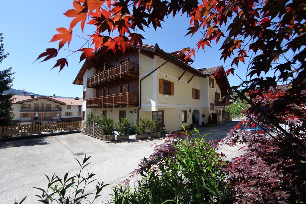 Residence Garni Manuela Cavalese Extérieur photo